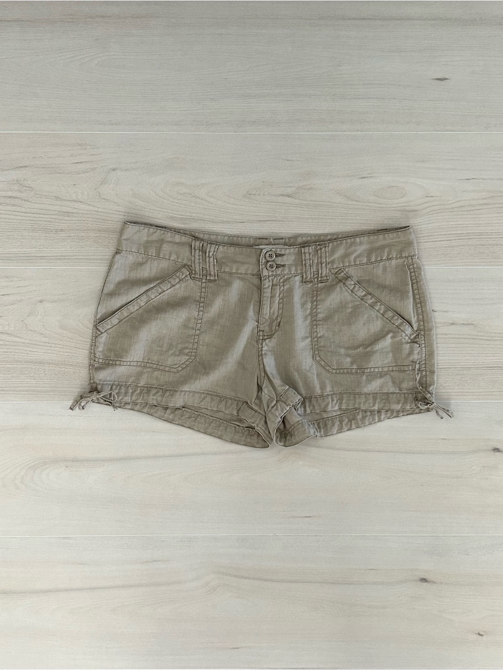 y2k aeropostale khaki mini shorts